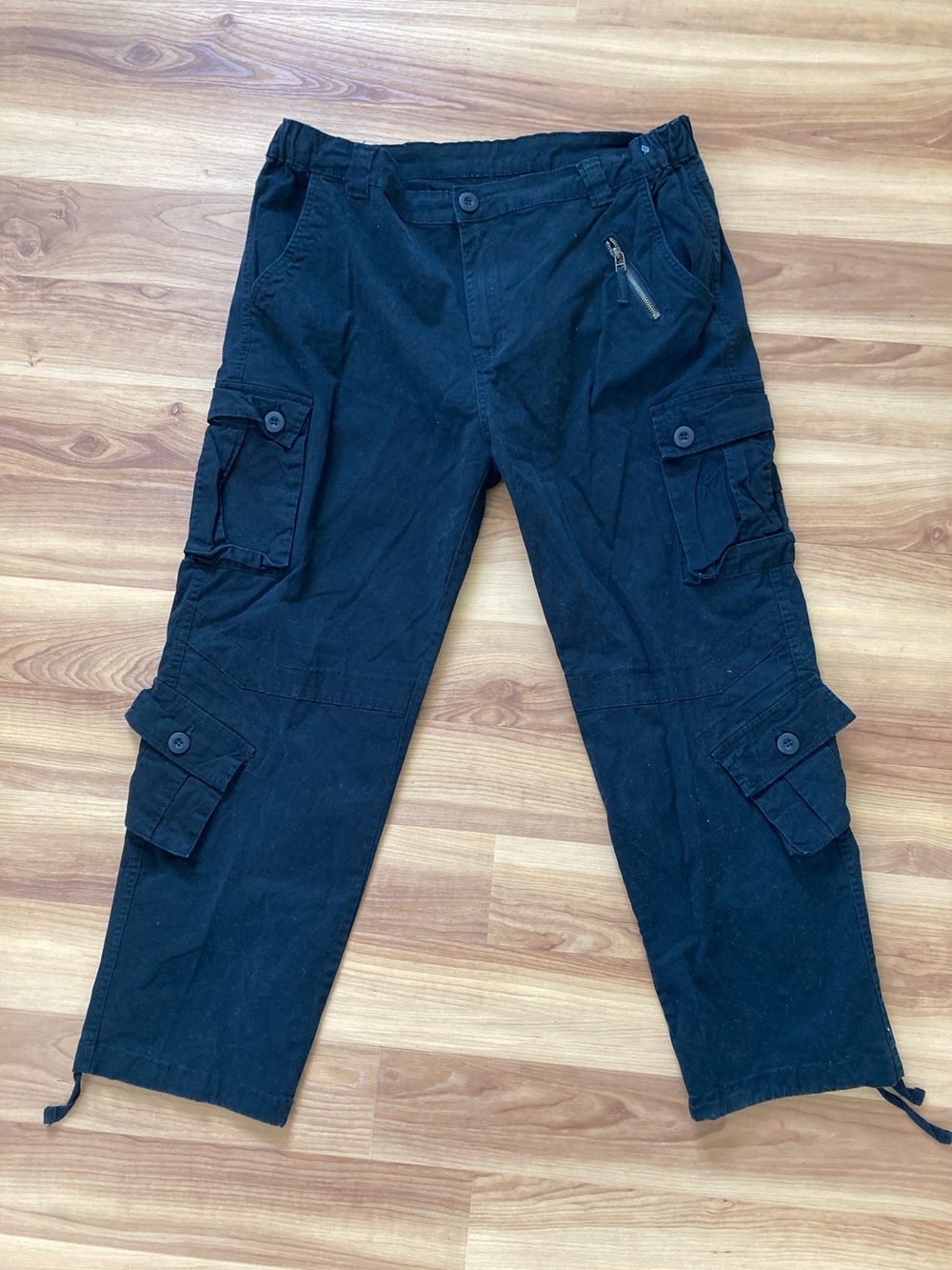 Men's Black Cargo Pants with Utility Pockets